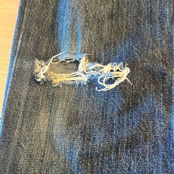 Levi’s 501 cropped Jeans - Picture 6 of 10